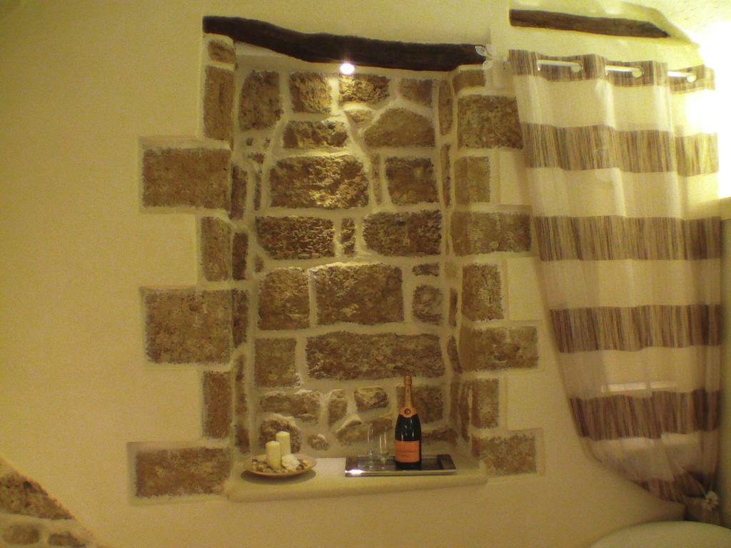 La Grotta Panzió Mesagne Kültér fotó